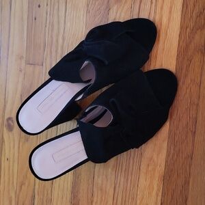 Avec Les Filles Suede Bow Heels